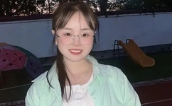 富婆找男人图片